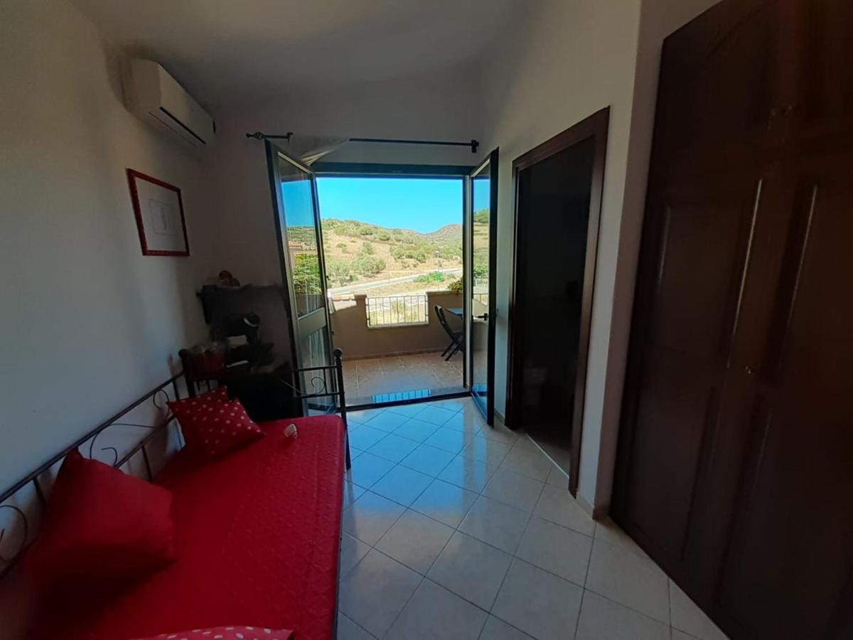 B&B Marzo '51 Villasimius Buitenkant foto